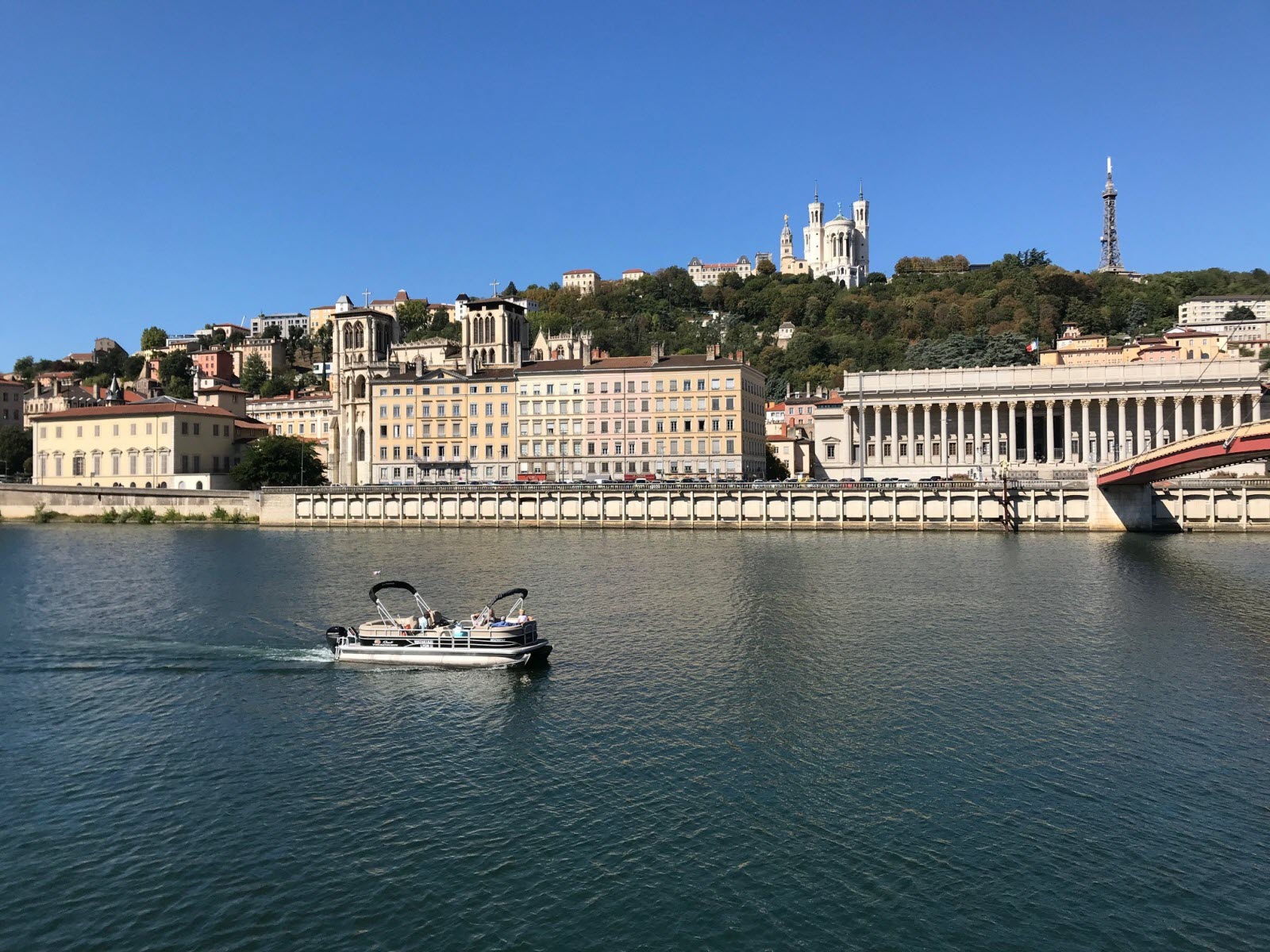 Passer son permis bateau à Lyon : étapes, prix et conseils en 2025