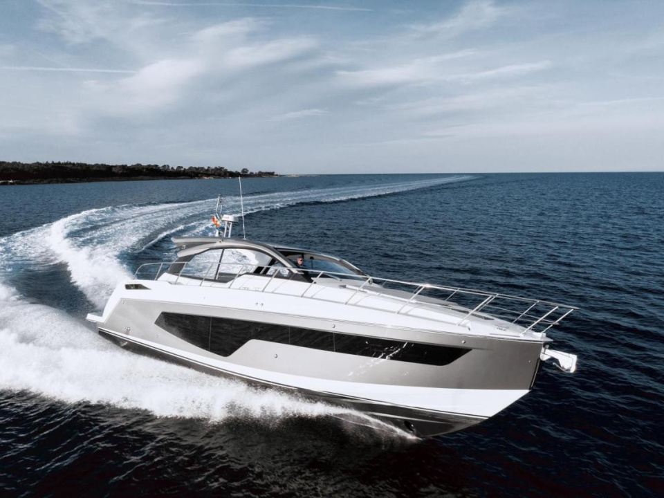 Virement de bord : manœuvre essentielle pour réussir votre permis bateau à Lyon